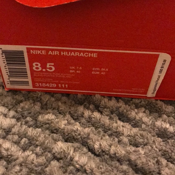 Nike Air Huaraches - Picture 5 of 5